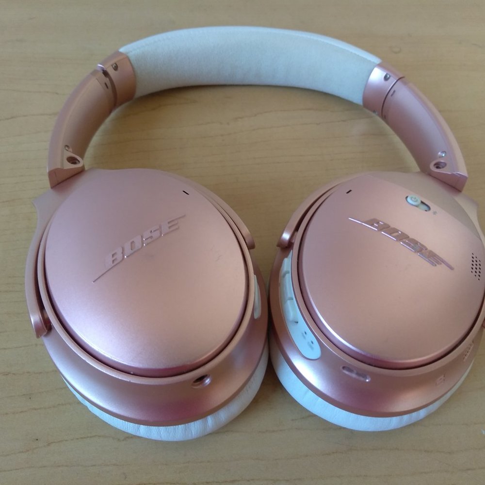 Bose QuietComfort 35 Series II Bluetooth Headphones Limited Edition - Picture 2 of 11